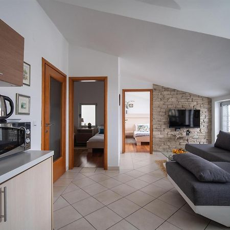 Apartments Valbruna Rovinj Exterior photo