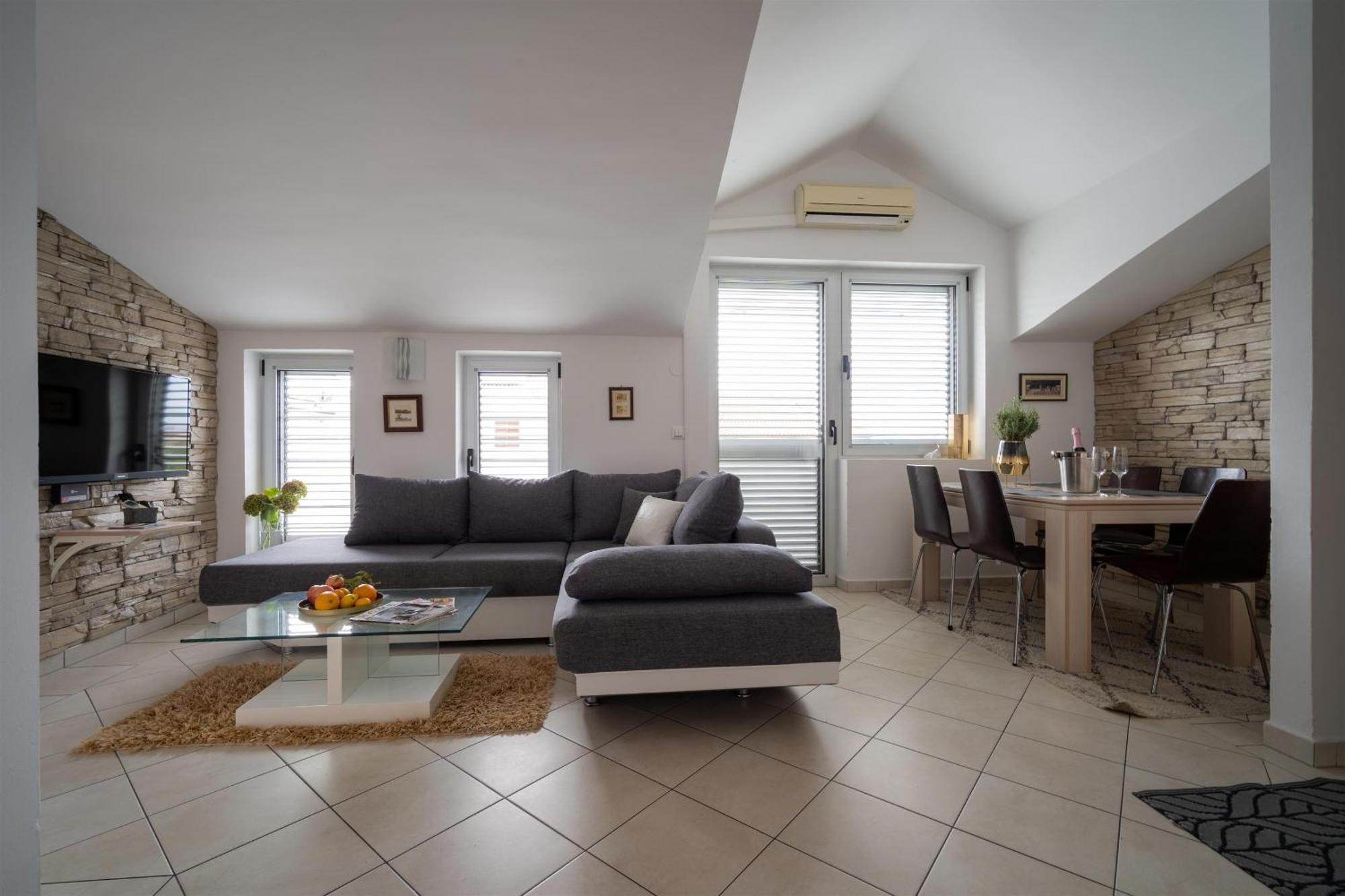 Apartments Valbruna Rovinj Exterior photo