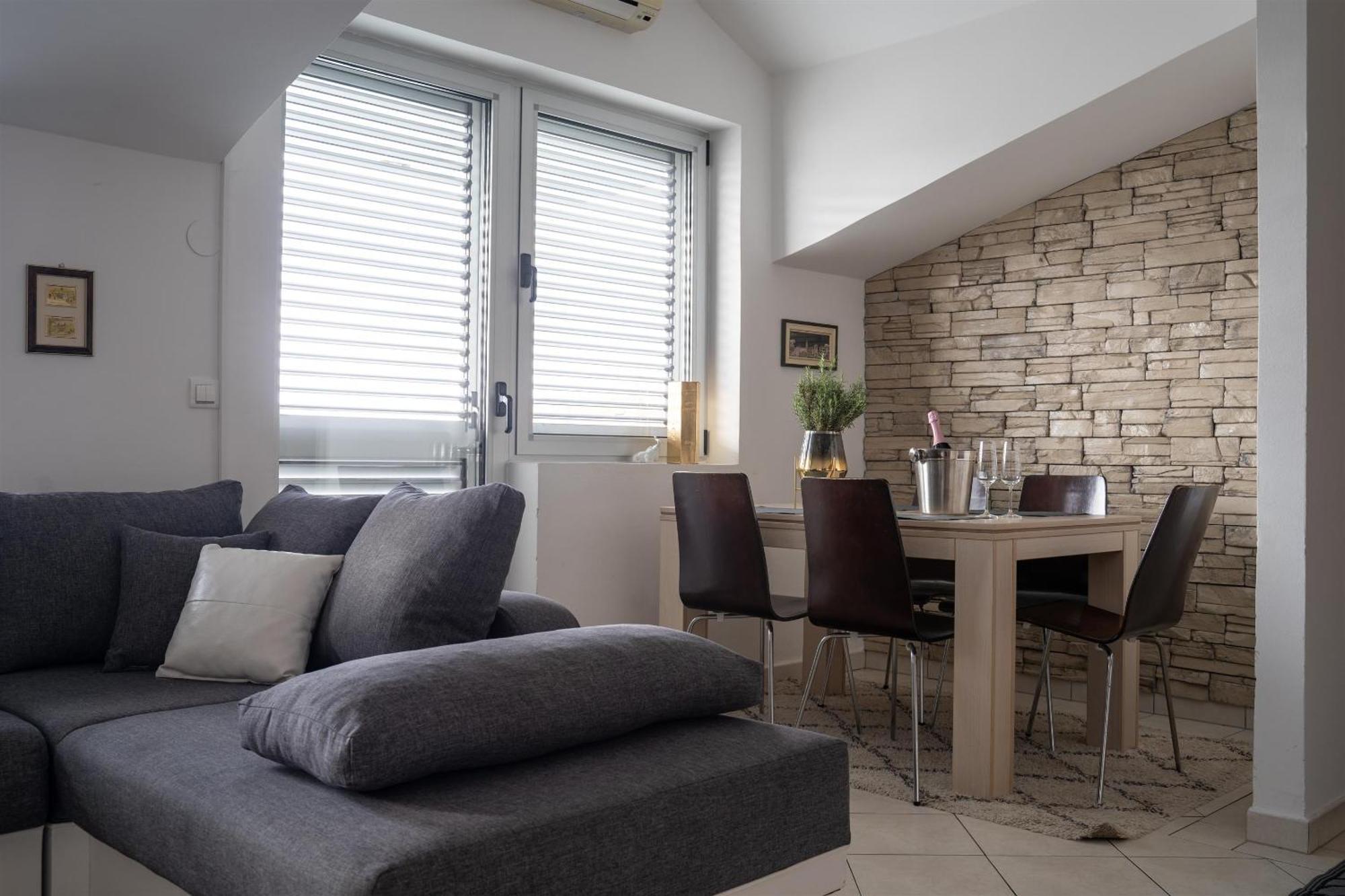 Apartments Valbruna Rovinj Exterior photo