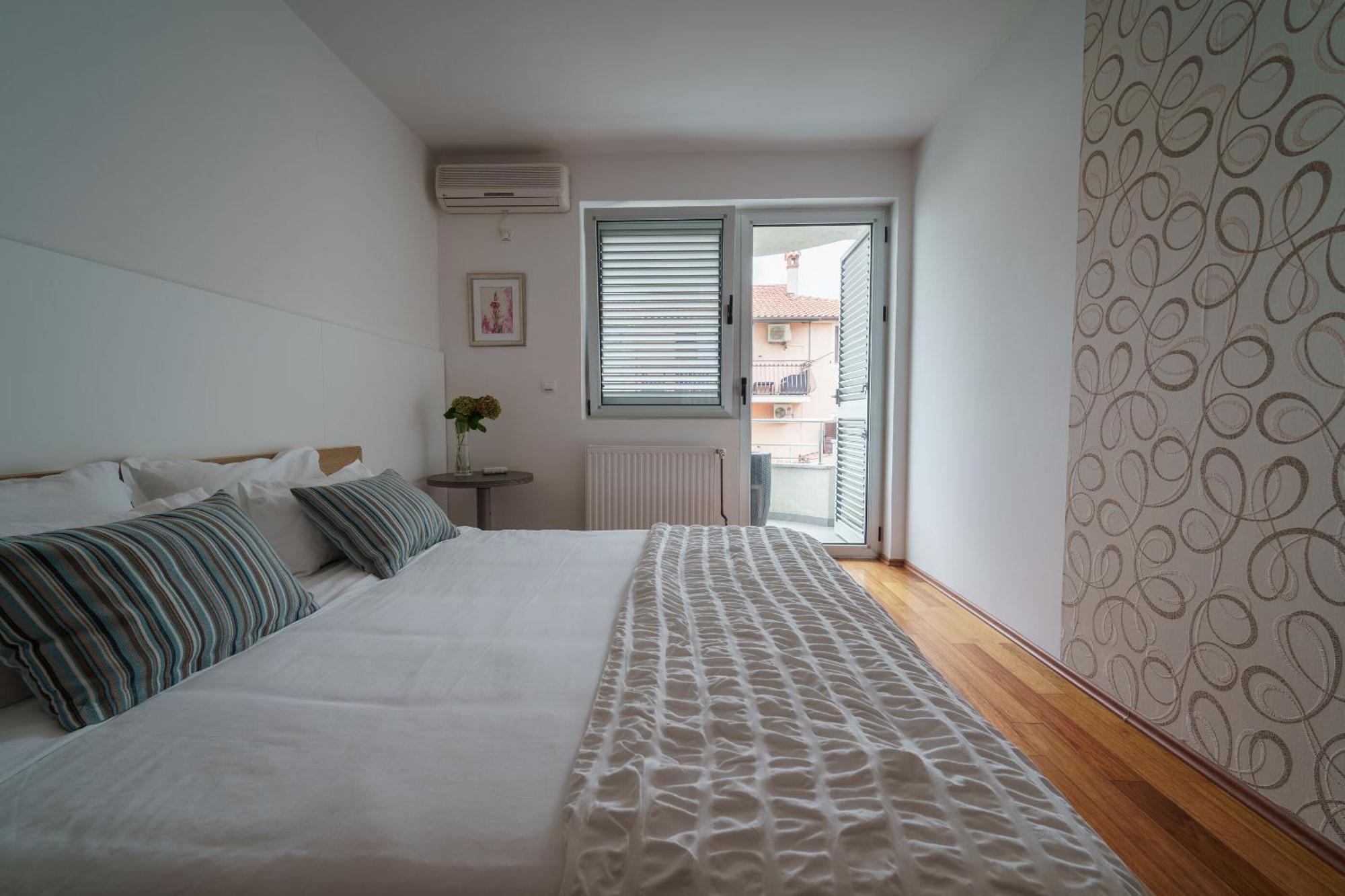 Apartments Valbruna Rovinj Exterior photo