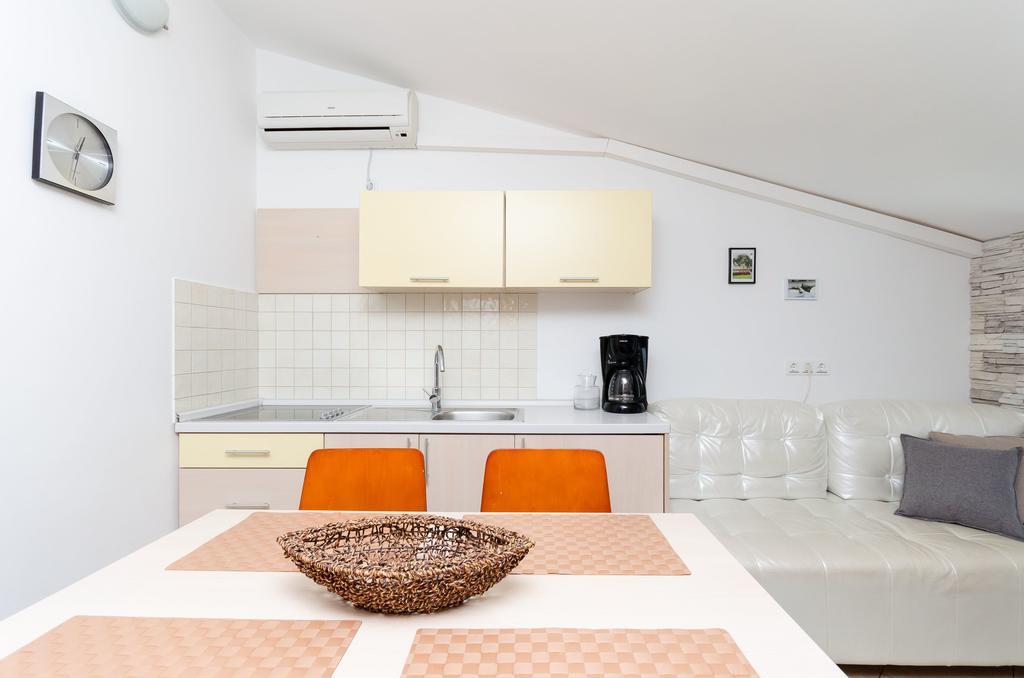 Apartments Valbruna Rovinj Exterior photo