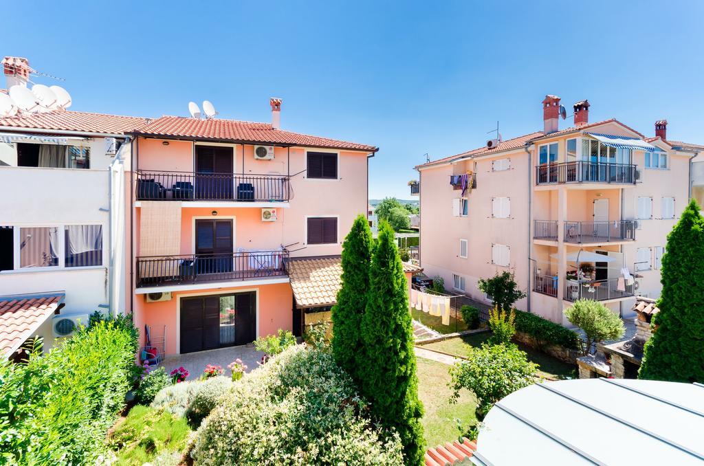 Apartments Valbruna Rovinj Exterior photo